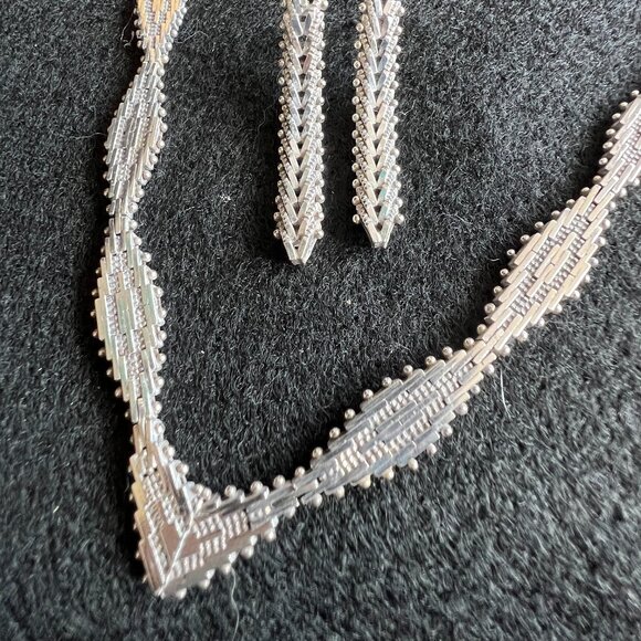 Beautiful Sterling Silver Southwestern Necklace and Earling Set - Picture 2 of 8